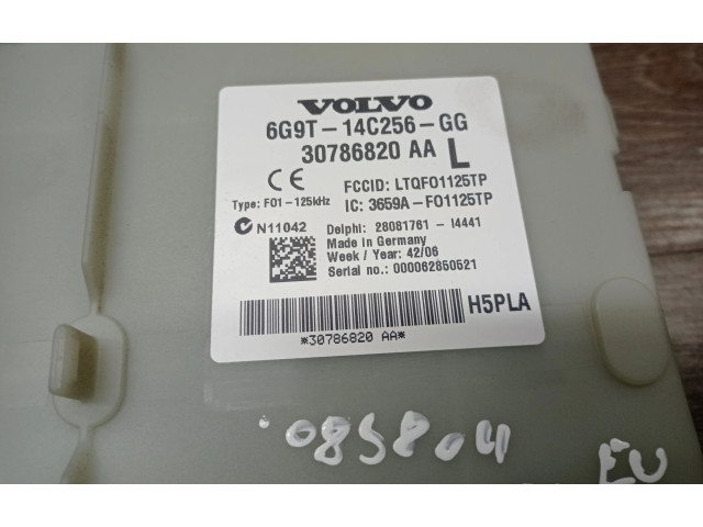   Pojistková skříňka 6G9T14C256GG, 30786820   Volvo S80 2007