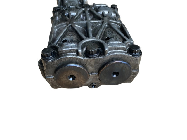 Масляный насос   F1051084, 014691  Hyundai Santa Fe 2.2