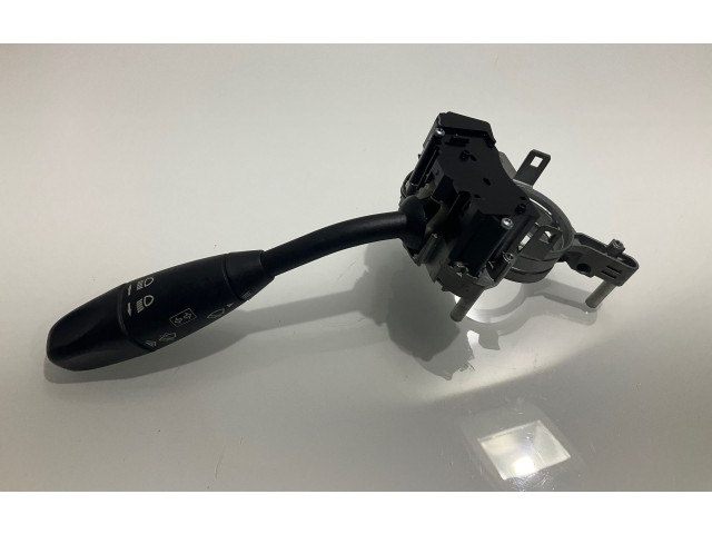 Ручка стеклоочистителей 0005452310, A0005452310   Mercedes-Benz C W203