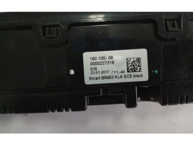 Блок управления климат-контролем 275105919R, 0027767320   Smart ForFour II W453