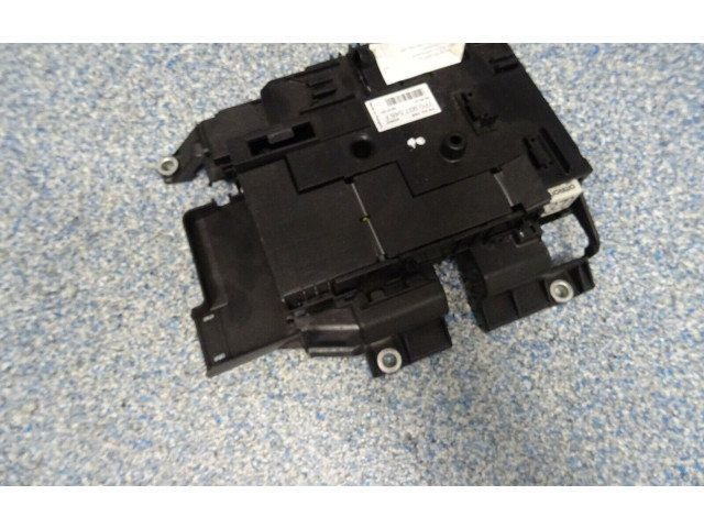 Блок предохранителей 7P0937548   Volkswagen Touareg II    