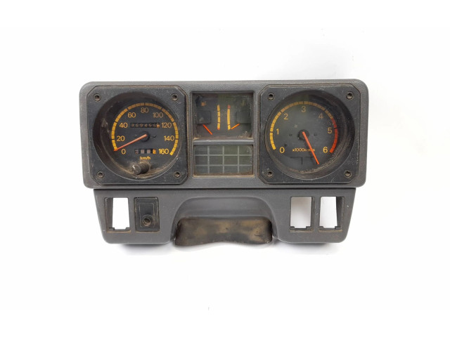 Přístrojová deska  Mitsubishi Montero 1988 MB716922, 69326370  