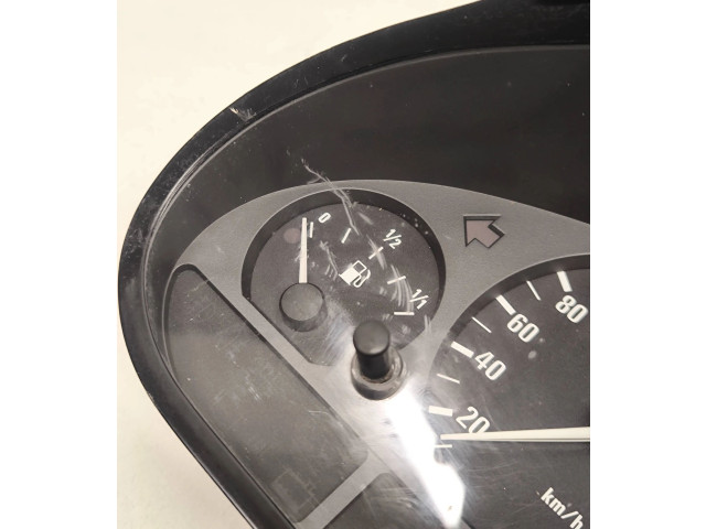 Přístrojová deska  BMW 3 E46 2004 4117708, 0263639160  