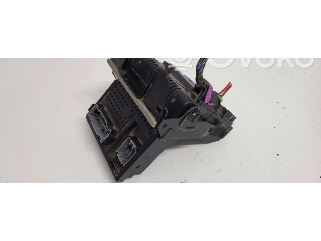   Pojistková skříňka 30786889, 07W024   Volvo XC70 2006