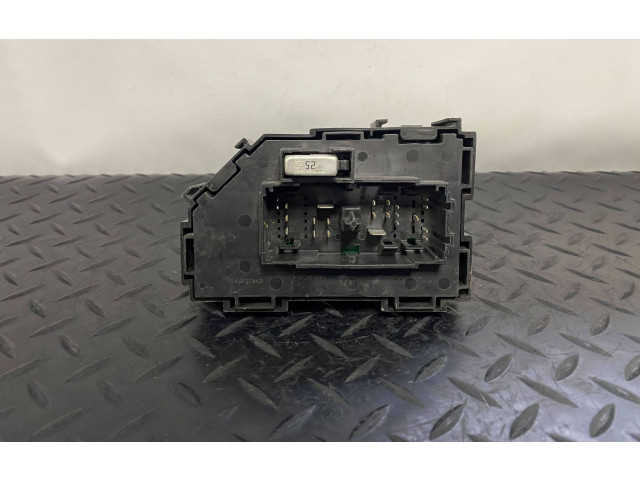   Pojistková skříňka 1583951703   Chevrolet Tahoe 2010