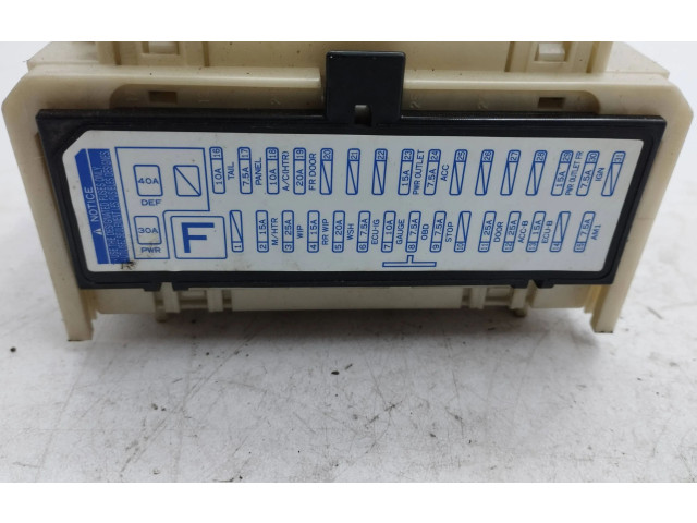 Блок предохранителей 9139A, 03815E25   Toyota Prius (XW20)    