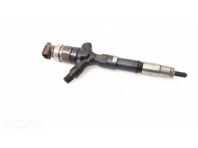 Форсунка 2367030310    Toyota Hiace (H200) для дизельного двигателя  2.5
