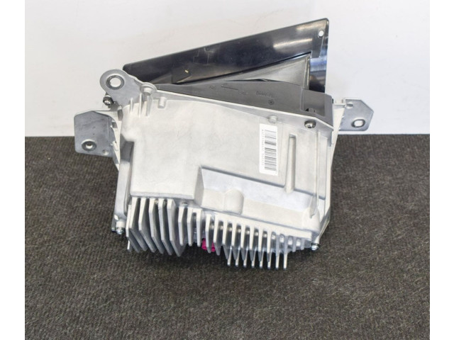 Дисплей    6820855A2C39944600   BMW M4 F82 F83