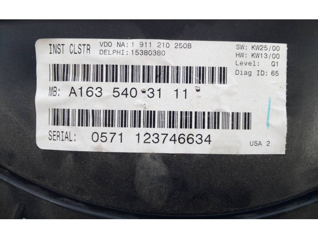 Přístrojová deska  Mercedes-Benz ML W163 2004 A1635403111, E3-A1-9-3  