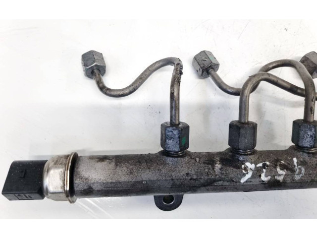 Vstřikovací lišta A6510700495, R9144Z240A   Mercedes-Benz C W204     