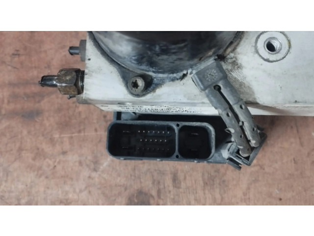Jednotka ABS 04686704AD   Chrysler Voyager 2005