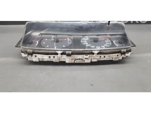 Přístrojová deska  Mitsubishi Pajero 2003 MR590140  