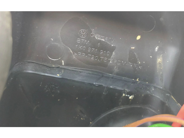   Pojistková skříňka 7N0937311, 1K0971910B   Volkswagen PASSAT B7 2011