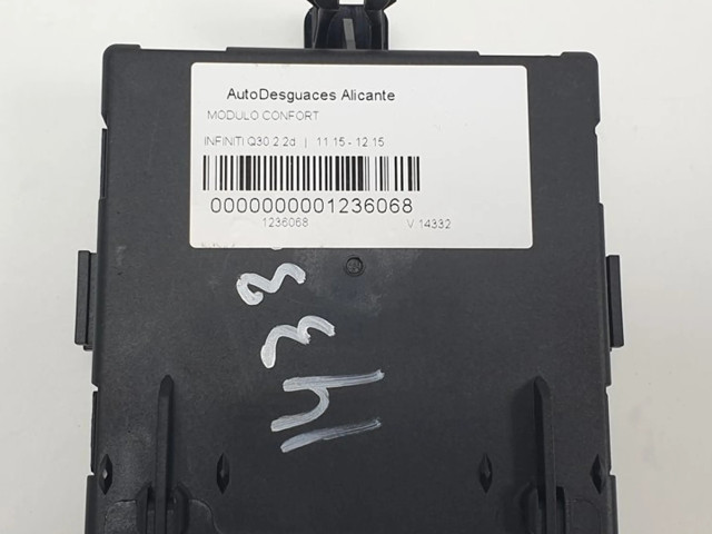 Блок комфорта A1669000618, A1669012203   Infiniti Q30   