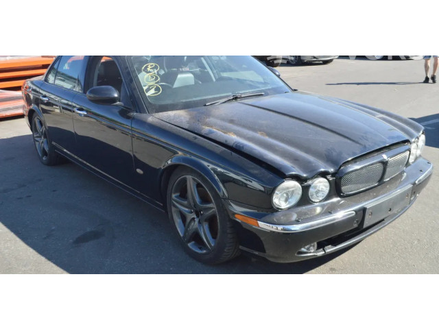 Vstřikovací lišta 4R8Q9D280AC   Jaguar XJ X350  pro naftový motor 2.7 AJD 