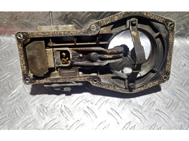 Vstřikovací lišta 0438121011, 026133353   Audi 80 90 B3     