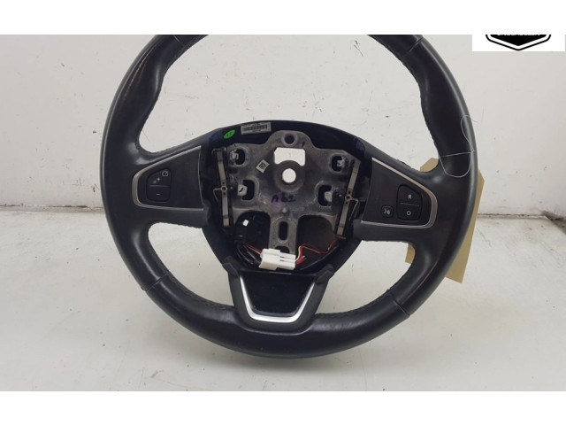 Руль Renault Clio IV  2012 - - года 484000110R, 484000110R      