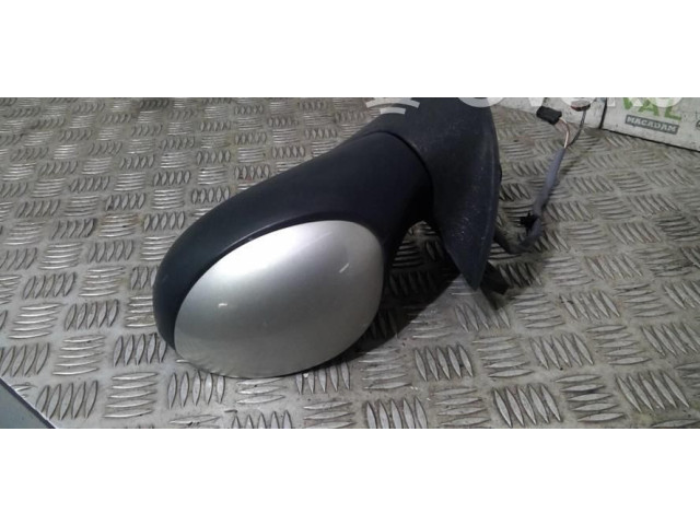 Zpětné zrcátko  Peugeot 1007 2005  8153WQ  