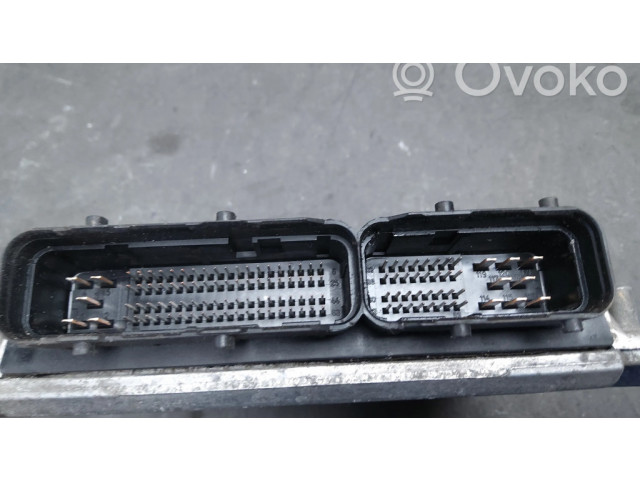 Блок управления двигателем Блок управления 0281012121, P05094285AC   Chrysler Voyager