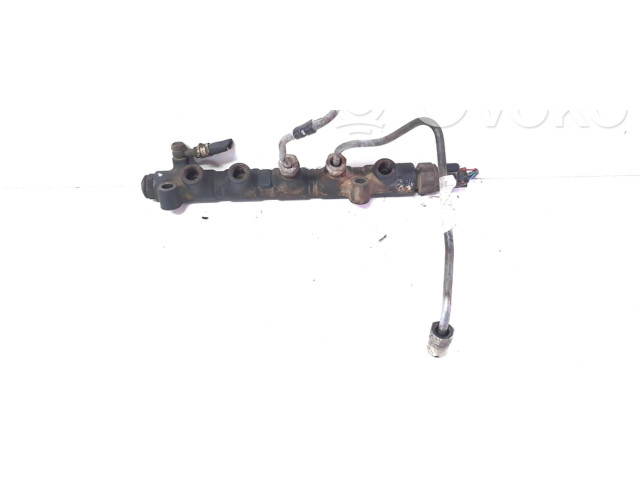 Vstřikovací lišta 89458-12020   Toyota Corolla E120 E130    1CD-FTV 