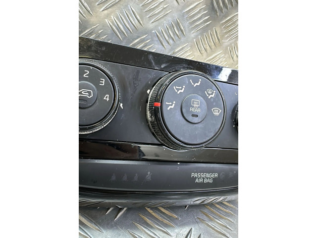 Блок управления климат-контролем 97250B2XXX   KIA Soul