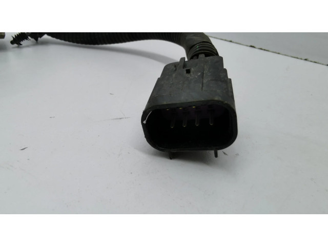 Vstřikovač 95702161021A   Saab 9-7X  pro benzínový motor 4.2  