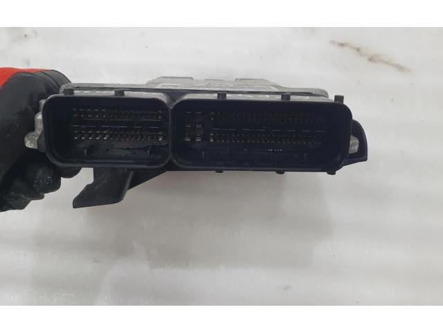 Блок управления двигателем Блок управления 03C906027AT   Volkswagen Scirocco