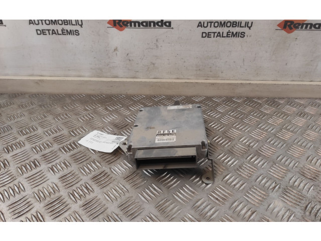 Блок управления двигателем ECU    RF5E, RF5E   Mazda 6