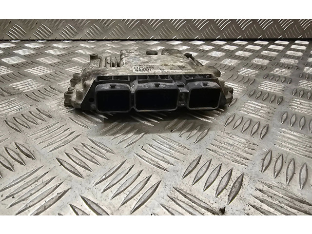 Řídící jednotka 3U7112A650SA, 0281011618   Mazda 3 I 2004