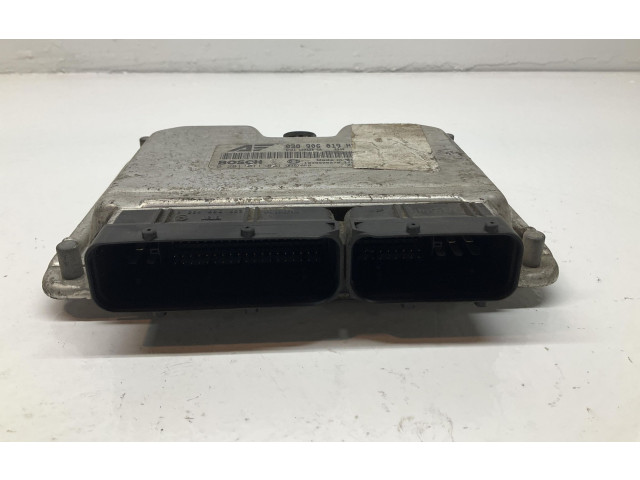 Блок управления двигателя 0281011821, 0281011821   Ford Galaxy