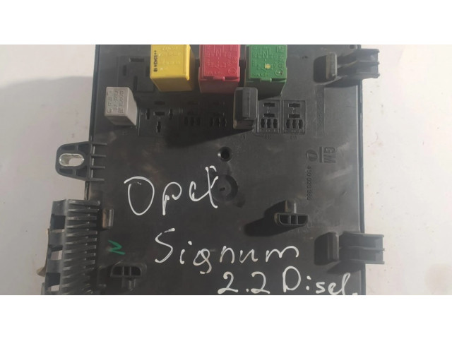 Блок предохранителей  13112913, 00214437   Opel Vectra C    