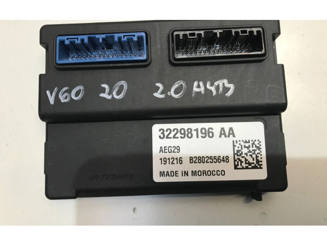Zpětné zrcátko  Volvo V60 2020  32298196, 32298196  