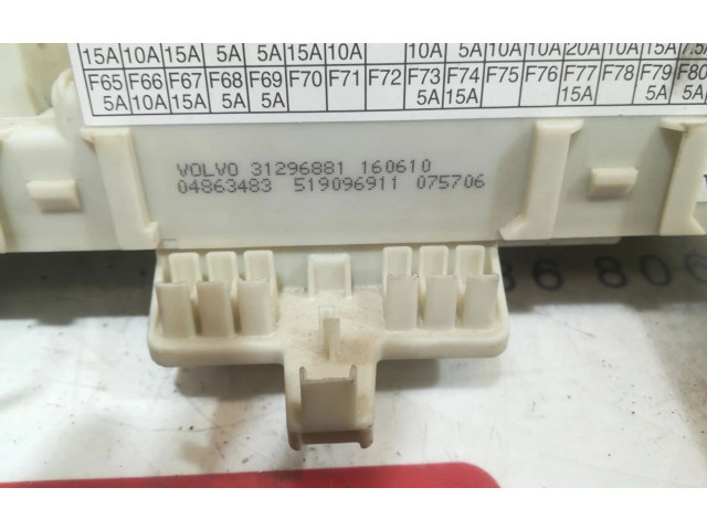   Pojistková skříňka 31296881, 31296881   Volvo S40 2010