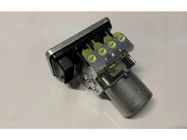 Jednotka ABS A2139008935   Mrcedes-Benz E W213 2016