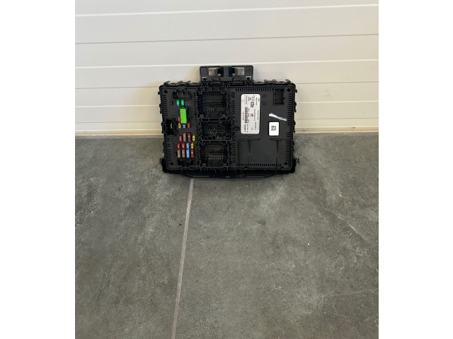 Блок предохранителей JX6T15604RCD   Ford Focus    