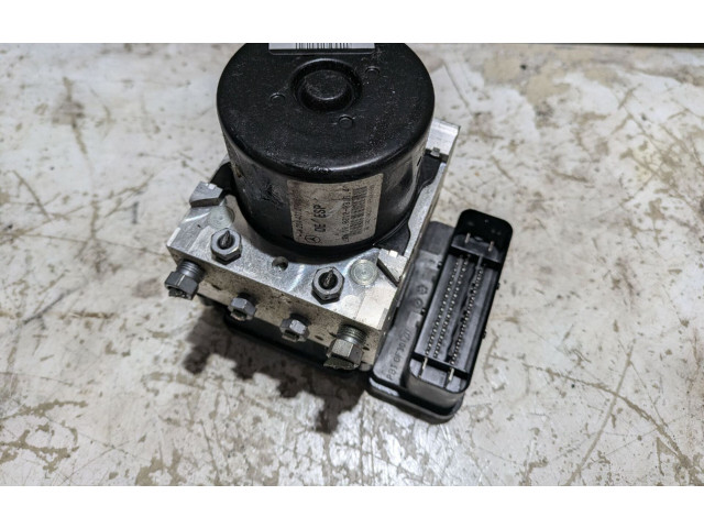 Jednotka ABS A2045455132   Mercedes-Benz C W204 2009