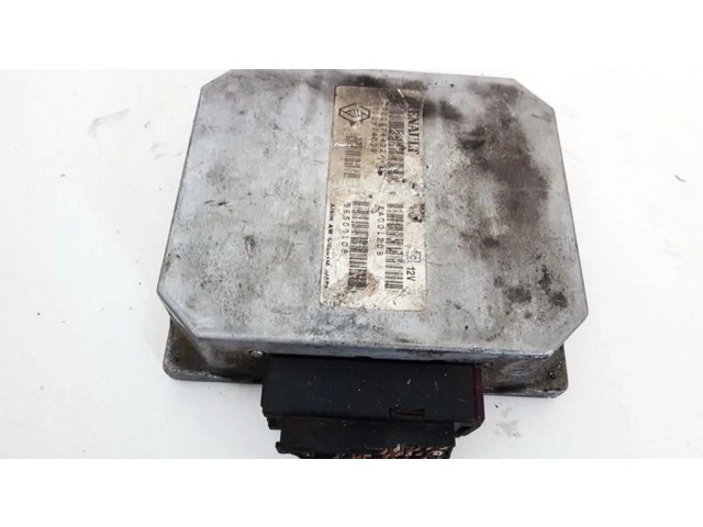 Řídící jednotka 7700874432, 7700874639   Renault Safrane 1995