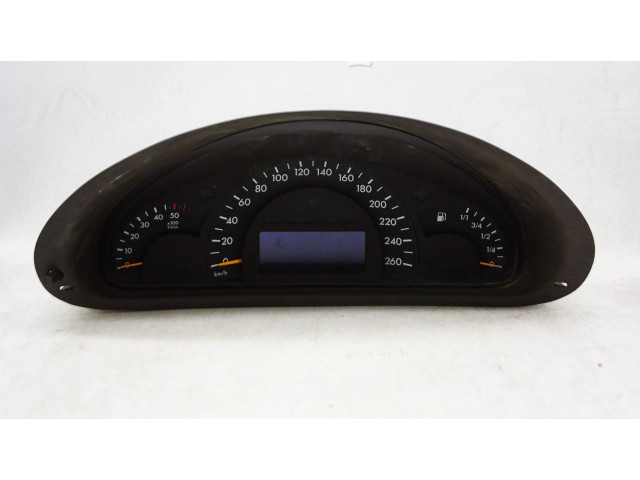 Přístrojová deska  Mercedes-Benz C W203 2002 a2035407111, 110080111  