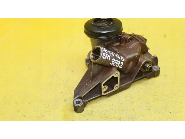 Čerpadlo oleje 077115105J   Audi A8 S8 D3 4E   