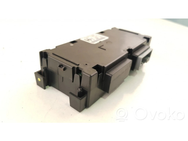Блок управления климат-контролем CR3319980AB   Ford Mustang V