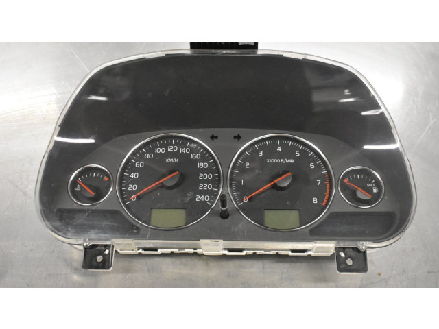 Pojistková skříňka Спидометр (приборный щиток) 30883050B   Volvo S40, V40 2004