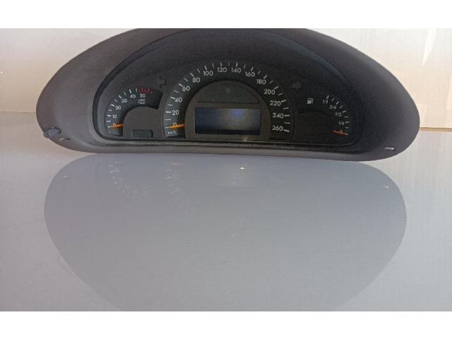 Přístrojová deska  Mercedes-Benz C W203 2009 110008896015  