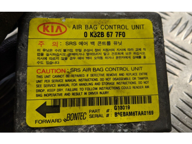 Блок подушек безопасности 0K32B677F0   KIA Rio