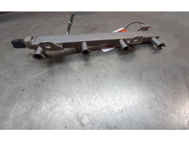 Топливная рампа 8945833041, 8945833041   Toyota C-HR I   для двигателя M20AFXS