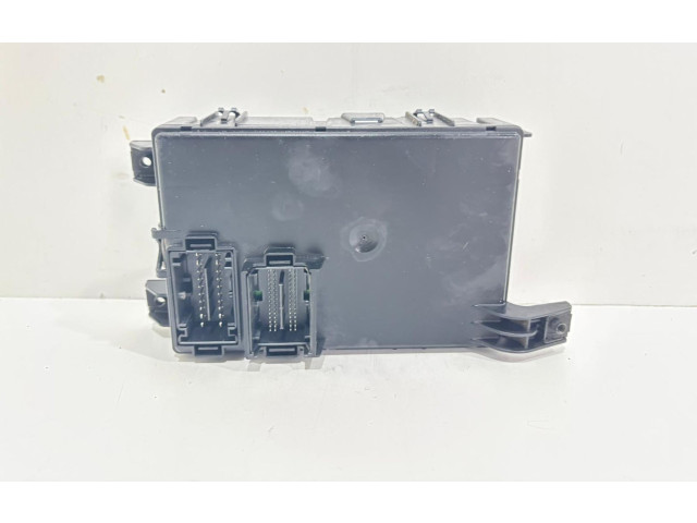 Блок предохранителей 00517986150, 00517986150   Fiat Grande Punto    