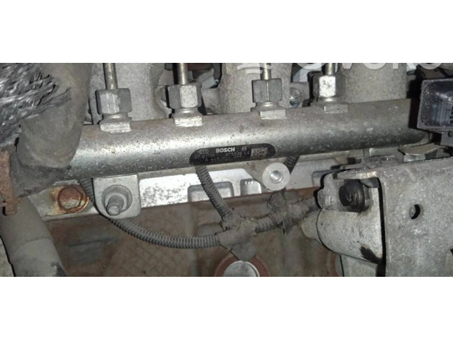 Vstřikovací lišta 0445214095, 55197370   Saab 9-3 Ver2     