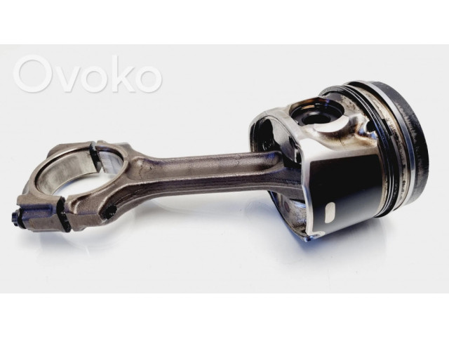 Píst    Citroen Jumper  pro naftový motor 2.2  