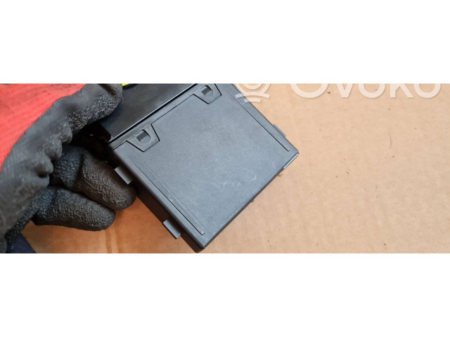 Блок управления 4M0906093L   Audi S5 F5