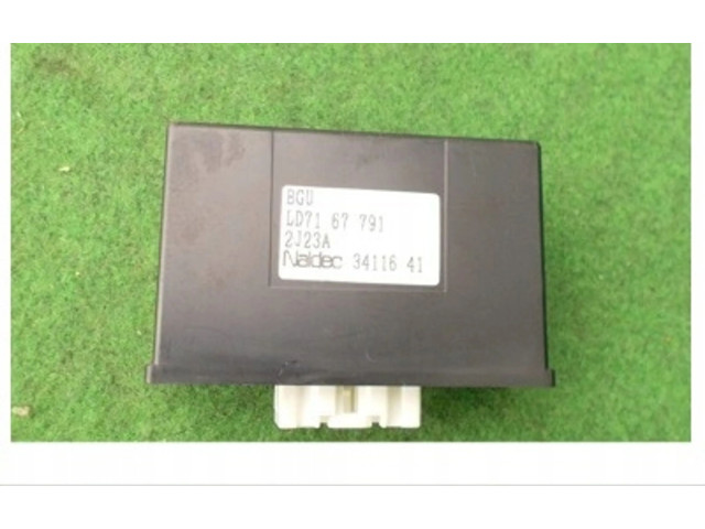 Блок управления LD7167791   Mazda MPV II LW