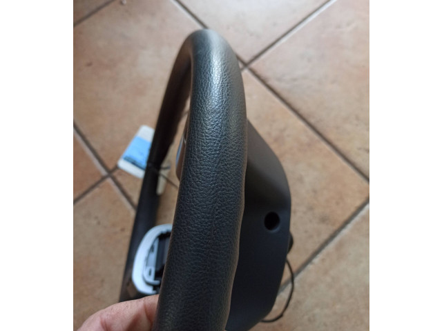 Volant Suzuki Swift 2006   